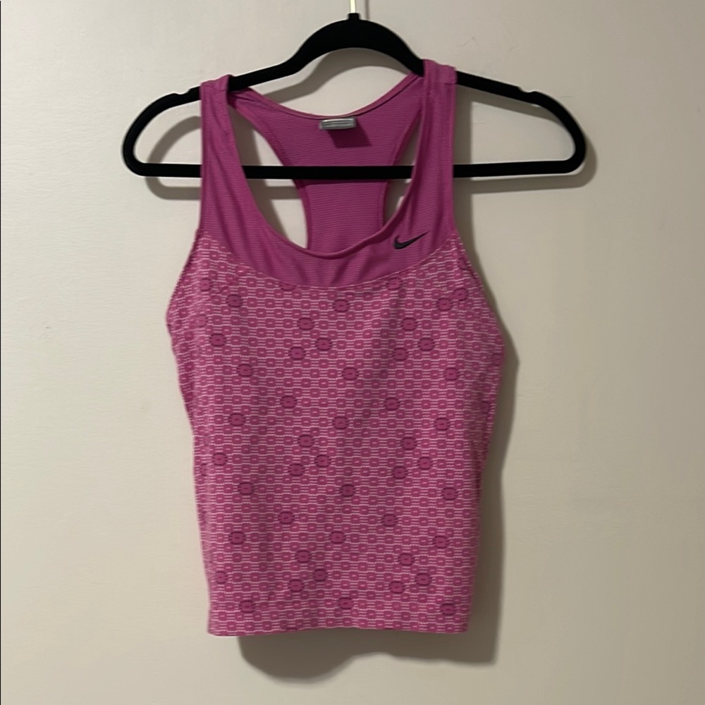 ☀️Sale☀️ Nike pink pattern work out top size medium